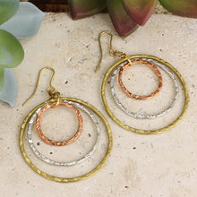 Load image into Gallery viewer, Mixed Metal Round Layer Earring