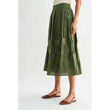 Load image into Gallery viewer, Embroidered Midi Skirt