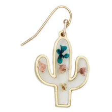 Load image into Gallery viewer, Southwest Vintage Dried Flower Cactus Earrings