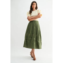 Load image into Gallery viewer, Embroidered Midi Skirt