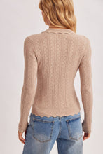 Load image into Gallery viewer, Scalloped Hem Top