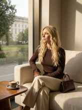 Load image into Gallery viewer, Lace Trim Knitted Top