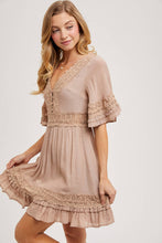 Load image into Gallery viewer, Lace Midi Dress