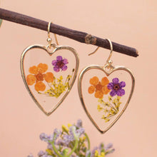 Load image into Gallery viewer, Purple Orange Dried Flower Gold Heart Earrings