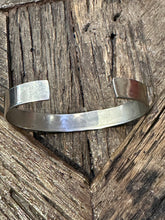 Load image into Gallery viewer, Vintage Sterling Cuff