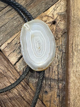 Load image into Gallery viewer, Vintage Agate Bolo