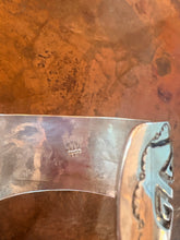 Load image into Gallery viewer, Hopi Sand Cast Cuff with Spiny Oyster