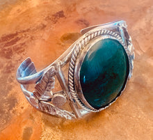 Load image into Gallery viewer, Vintage Navajo Turquoise Cuff