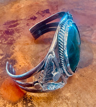 Load image into Gallery viewer, Vintage Navajo Turquoise Cuff