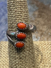 Load image into Gallery viewer, Vintage Zuni Red Coral Ring