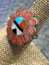 Load image into Gallery viewer, Vintage Zuni Sunface Ring