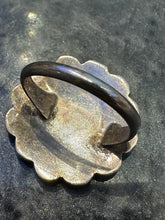 Load image into Gallery viewer, Vintage Zuni Sunface Ring