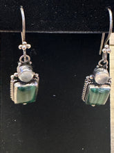 Load image into Gallery viewer, Vintage Malachite Dangle Earrings