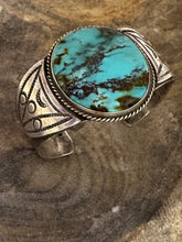 Load image into Gallery viewer, Vintage Navajo Turquoise Cuff