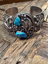 Load image into Gallery viewer, Vintage Turquoise Cuff