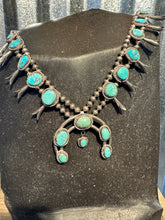 Load image into Gallery viewer, Vintage Turquoise Squash Blossom