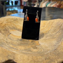 Load image into Gallery viewer, Vintage Orange Carnelian Sterling SIlver Earrings