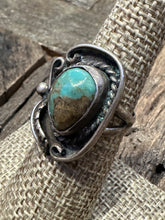 Load image into Gallery viewer, Vintage Green Turquoise Ring