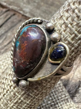 Load image into Gallery viewer, Vintage Navajo Chrysocolla and Onyx Ring