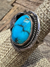 Load image into Gallery viewer, Vintage Turquoise Rope & Leaf Ring