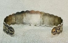 Load image into Gallery viewer, Fred Harvey Cuff