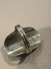 Load image into Gallery viewer, Vintage Turquoise Cluster Ring