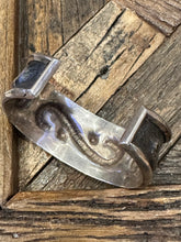 Load image into Gallery viewer, Vintage Sterling Cuff