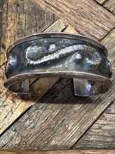 Load image into Gallery viewer, Vintage Sterling Cuff