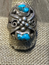 Load image into Gallery viewer, Vintage Navajo Turquoise Ring