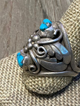 Load image into Gallery viewer, Vintage Navajo Turquoise Ring