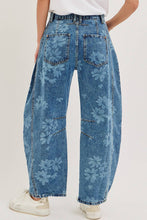 Load image into Gallery viewer, Floral Print Denim Barrel Jean
