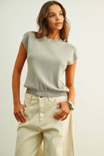Load image into Gallery viewer, Short Sleeve Knit Top