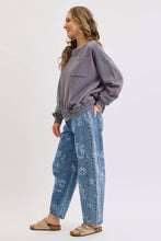 Load image into Gallery viewer, Floral Print Denim Barrel Jean