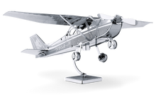 Load image into Gallery viewer, Aviation Metal Earth Models