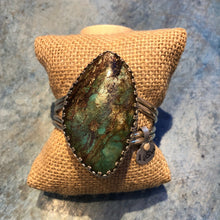 Load image into Gallery viewer, Vintage Turquoise Cuff