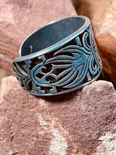 Load image into Gallery viewer, Old Taxco ITA Mexico Overlay Cuff