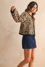 Load image into Gallery viewer, Leopard Print Cardi
