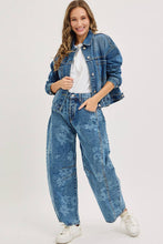 Load image into Gallery viewer, Floral Print Denim Barrel Jean
