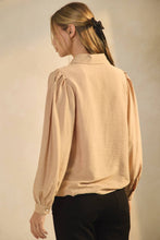Load image into Gallery viewer, Textured Blouse
