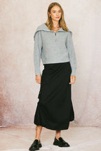 Load image into Gallery viewer, Gio's Poplin Cargo Skirt
