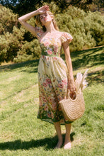 Load image into Gallery viewer, Floral Printed Midi Dress
