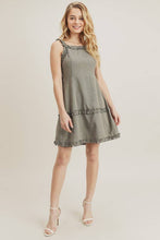 Load image into Gallery viewer, Frilled Midi Dress
