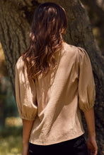 Load image into Gallery viewer, Textured Blouse
