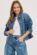 Load image into Gallery viewer, Floral Print Denim Barrel Jean
