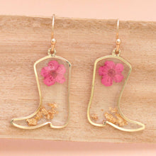Load image into Gallery viewer, Dried Flower Cowboy Boot Earrings

