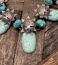 Load image into Gallery viewer, Vintage Turquoise Zuni Sun face Necklace
