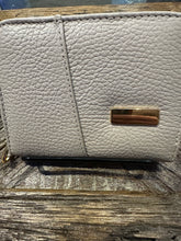 Load image into Gallery viewer, Womens Leather Wallet
