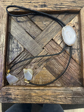 Load image into Gallery viewer, Vintage Agate Bolo
