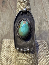 Load image into Gallery viewer, Vintage Turquoise Ring
