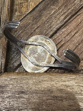 Load image into Gallery viewer, Vintage Zuni inlay cuff
